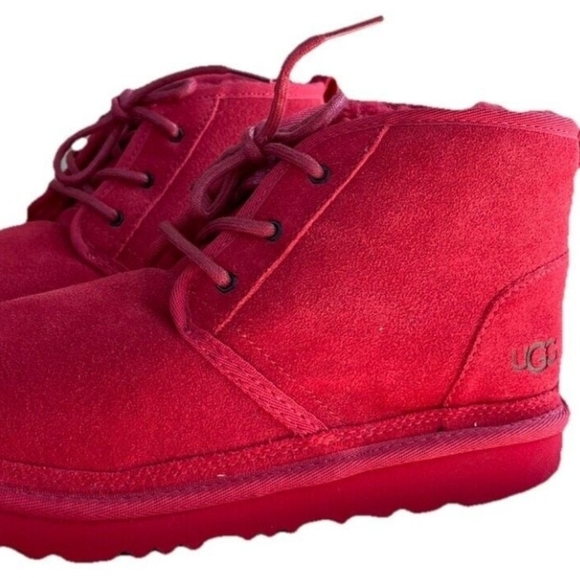 UGG Other - UGG Neumel ll 6Y